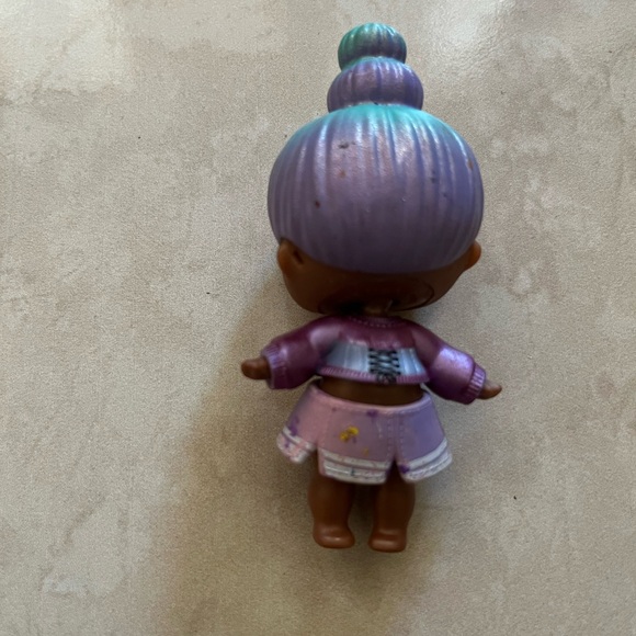 L.O.L. Surprise! Dolls Trio with Pink and Purple Highlights - Picture 8 of 10